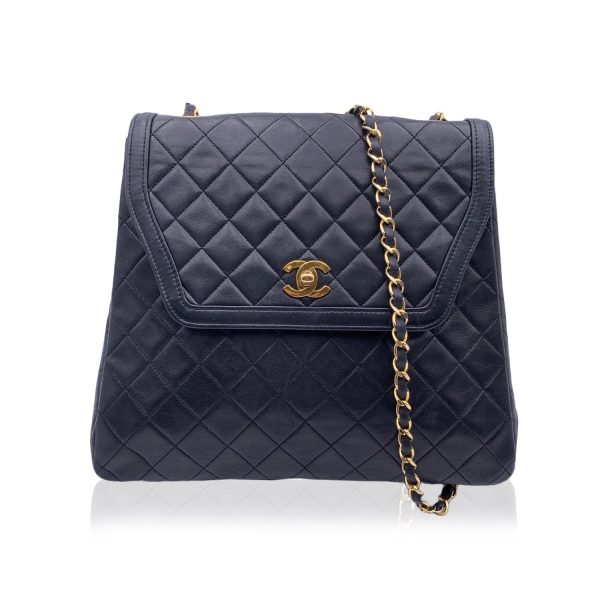 Chanel Vintage Black Quilted Trapeze Flap Shoulder Bag with Wallet For Sale